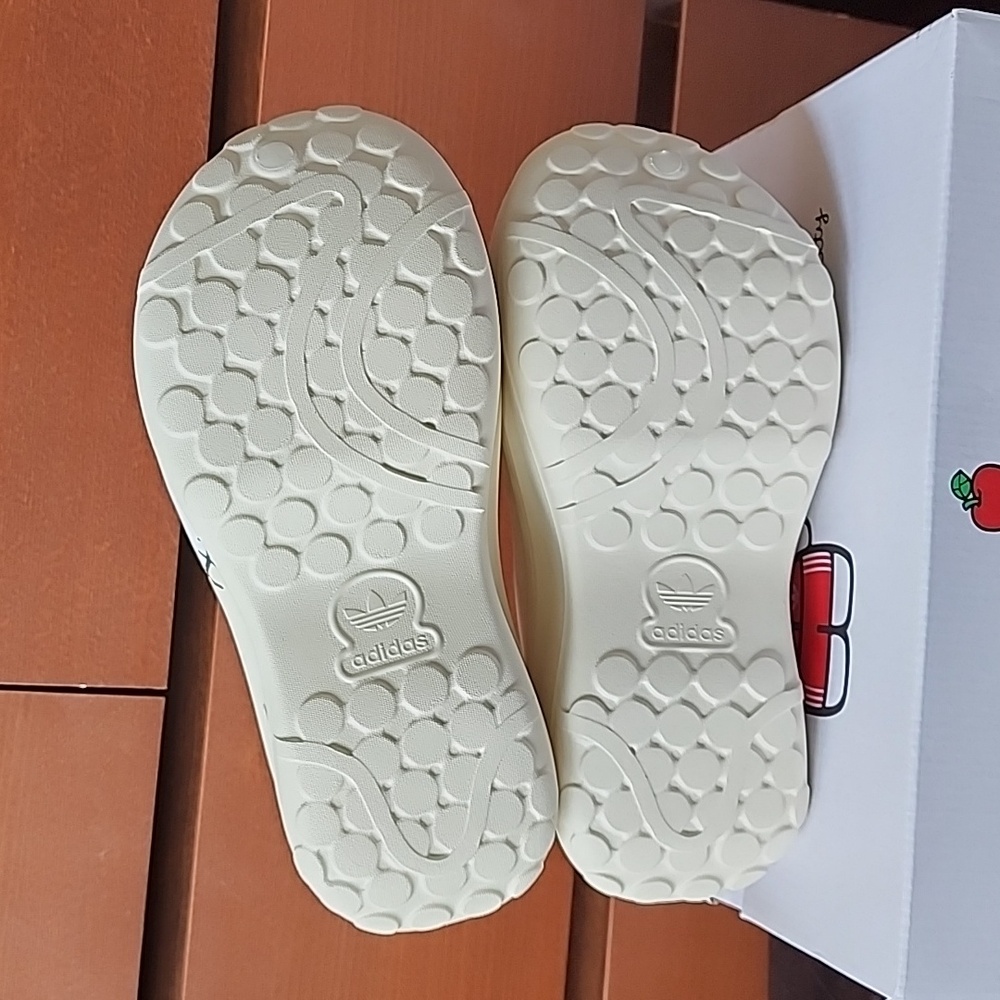 Hello Kitty Sanrio x Adidas Adifom White Stan Smith Mule Platform Sz: 9 - Picture 9 of 12